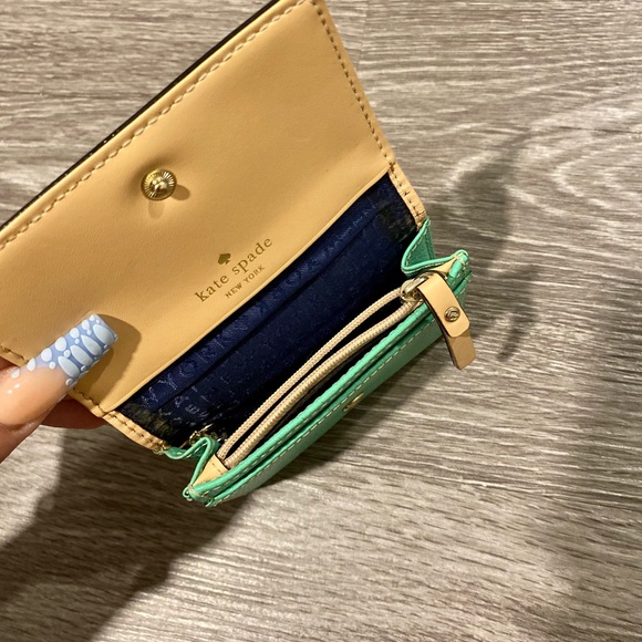 Kate Spade ♠️ - Picture 5 of 6